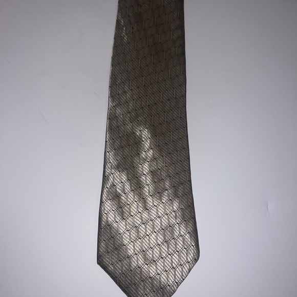 Perry Ellis Elegant Silver Geometric Pattern Tie - Picture 1 of 2